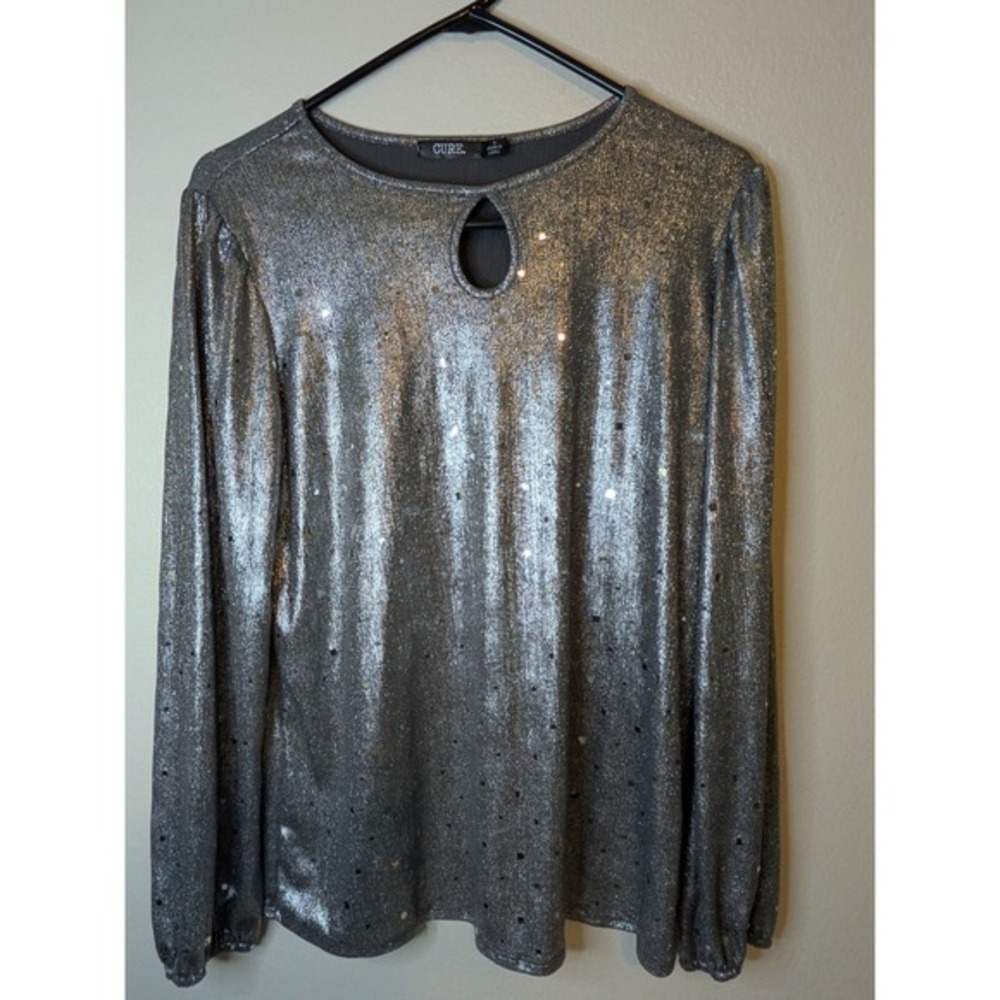 Cure Silver Sequin Keyhole Neck Long Sleeve Top Women's Size‎ Small